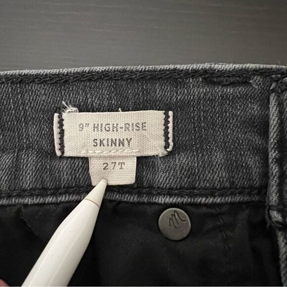 Madewell Jeans Women Sz 27T Black Charcoal 9" High Rise Skinny Button Font Denim - Picture 11 of 16